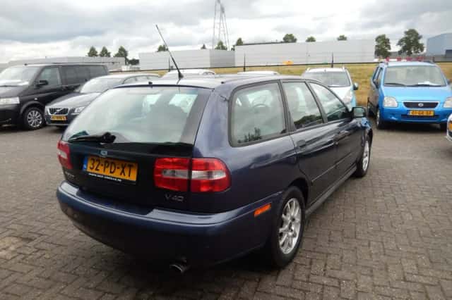 Volvo V40 (2004) thumbnail 5