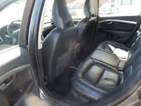 Volvo V70 (2009) thumbnail 14