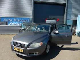 Volvo V70 (2009) thumbnail 9
