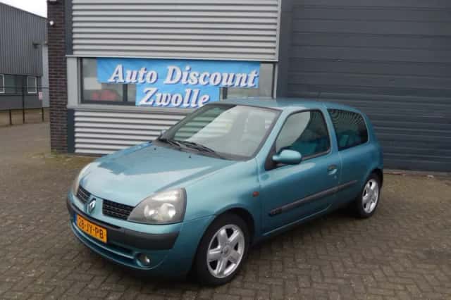 Renault Clio (2002) thumbnail 1