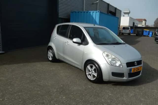 Suzuki Splash (2012) thumbnail 3