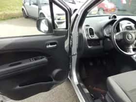 Suzuki Splash (2012) thumbnail 9