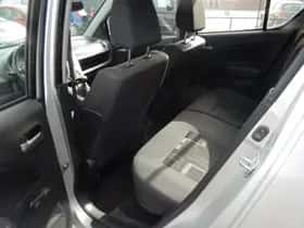 Suzuki Splash (2012) thumbnail 10