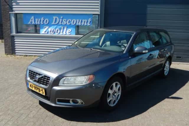Volvo V70 (2009) thumbnail 1