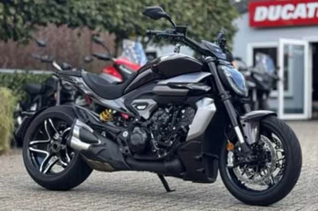 Ducati Diavel (2025) thumbnail 3