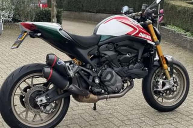 Ducati Monster (2024) thumbnail 4