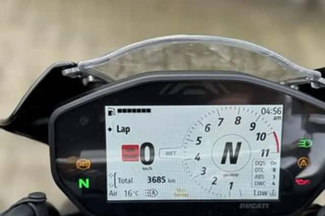 Ducati Monster (2024) thumbnail 5