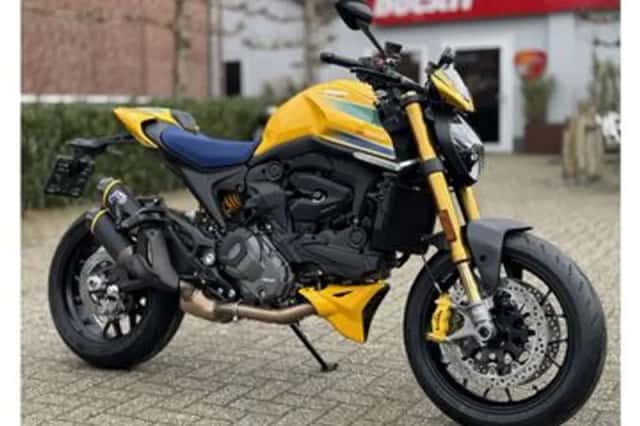 Ducati Monster (2025) thumbnail 3