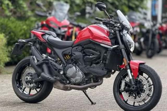 Ducati Monster (2021) thumbnail 2