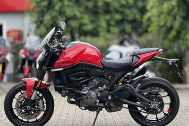 Ducati Monster (2021) thumbnail 3
