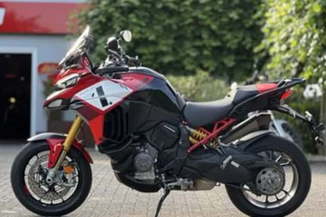 Ducati Multistrada (2022) thumbnail 2
