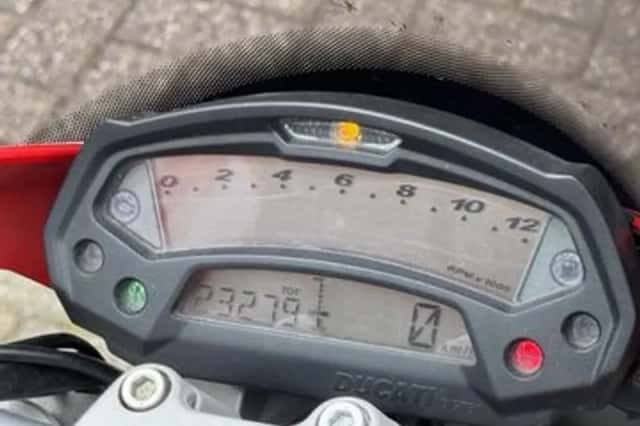 Ducati Monster (2012) thumbnail 6
