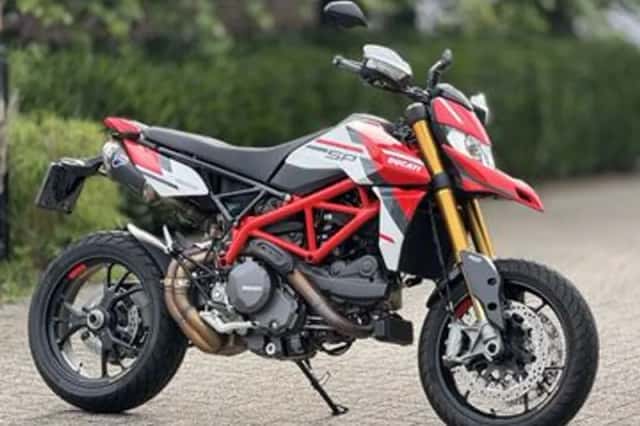 Ducati Hypermotard (2022) thumbnail 3