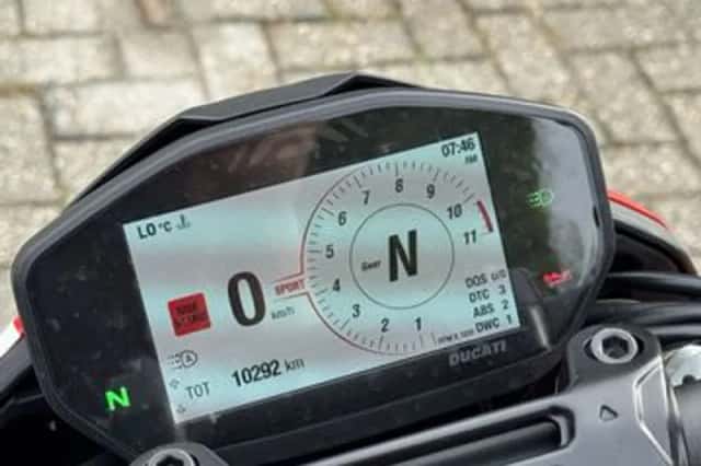 Ducati Hypermotard (2022) thumbnail 5