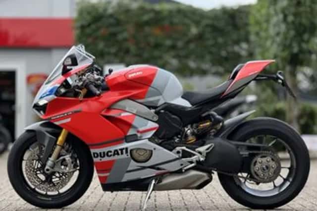 Ducati Panigale (2019) thumbnail 2
