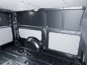 Mercedes-Benz eVito (2026) thumbnail 5