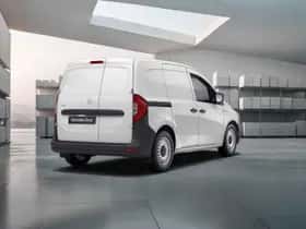 Mercedes-Benz eCitan (2026) thumbnail 2