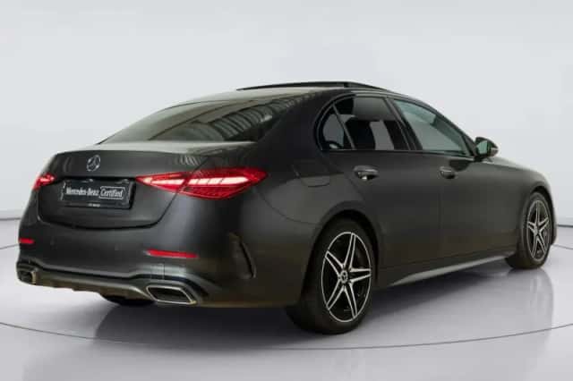 Mercedes-Benz C-Klasse (2025) thumbnail 2