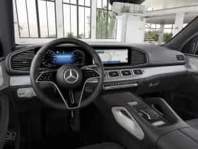 Mercedes-Benz GLE (2026) thumbnail 3