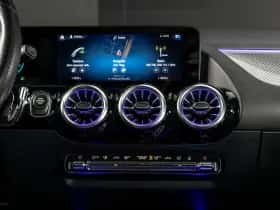Mercedes-Benz GLA (2023) thumbnail 15