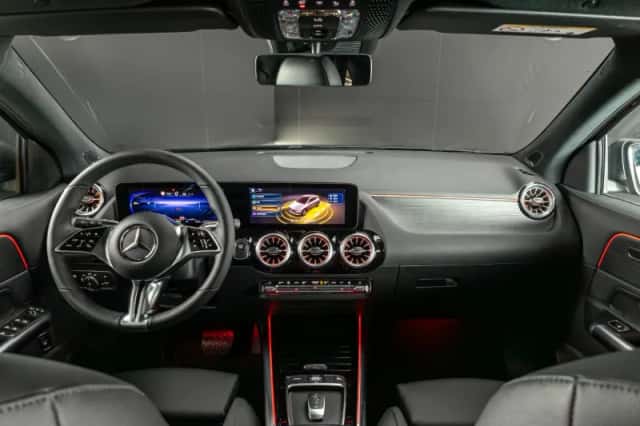 Mercedes-Benz EQA (2026) thumbnail 3