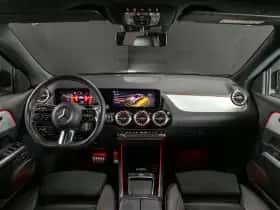 Mercedes-Benz GLA (2023) thumbnail 3