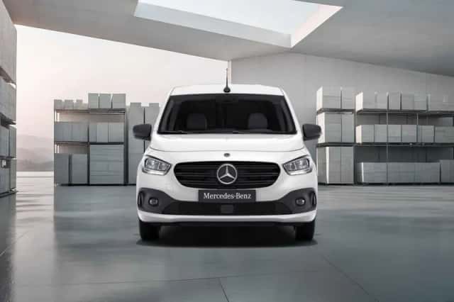 Mercedes-Benz eCitan (2026) thumbnail 6