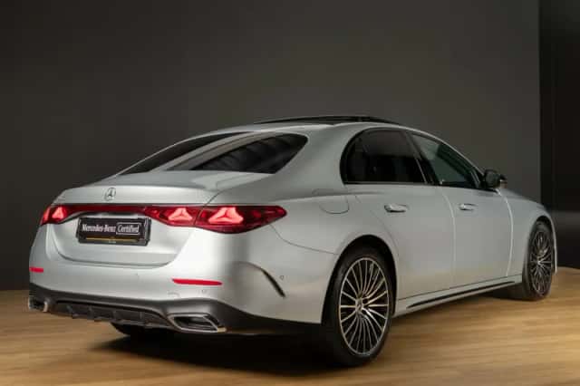 Mercedes-Benz E-Klasse (2026) thumbnail 2