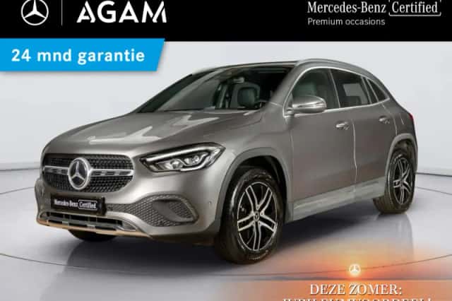 Mercedes-Benz GLA (2022) thumbnail 1