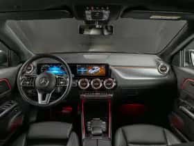 Mercedes-Benz GLA (2022) thumbnail 3