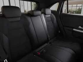 Mercedes-Benz GLA (2026) thumbnail 6