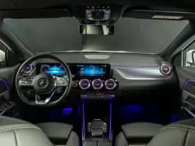 Mercedes-Benz EQA (2021) thumbnail 11