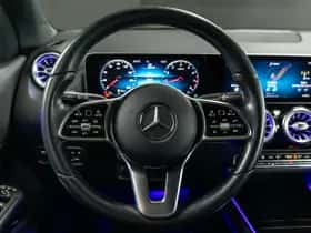 Mercedes-Benz GLA (2021) thumbnail 13