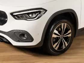 Mercedes-Benz GLA (2021) thumbnail 6