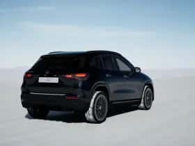 Mercedes-Benz GLA (2026) thumbnail 2