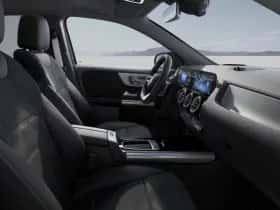 Mercedes-Benz GLA (2026) thumbnail 5