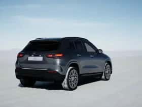 Mercedes-Benz GLA (2026) thumbnail 2