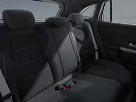 Mercedes-Benz GLA (2026) thumbnail 6