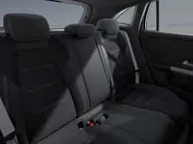 Mercedes-Benz GLA (2026) thumbnail 6