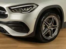 Mercedes-Benz GLA (2023) thumbnail 6