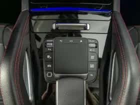 Mercedes-Benz GLE (2025) thumbnail 32