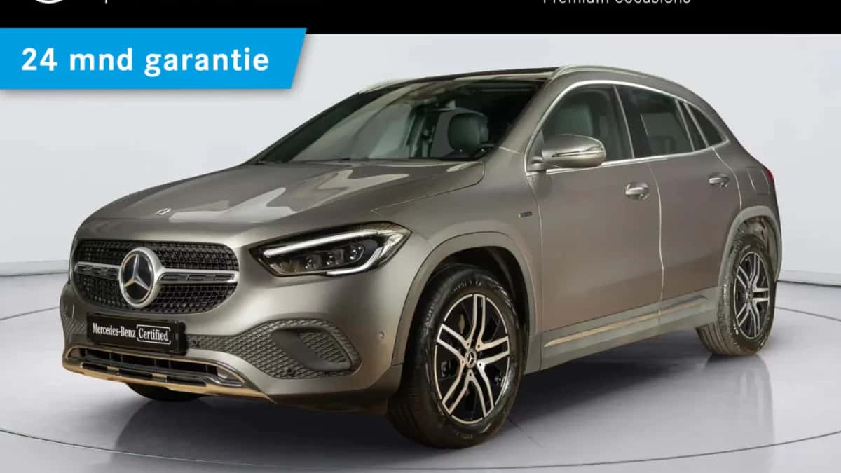 Mercedes-Benz GLA (2021) — foto 1
