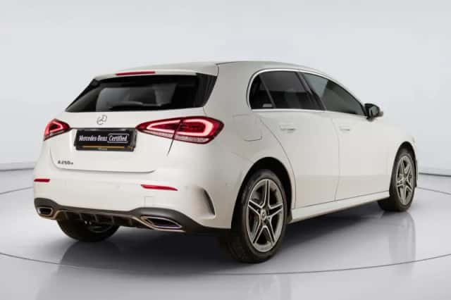 Mercedes-Benz A-Klasse (2022) thumbnail 2