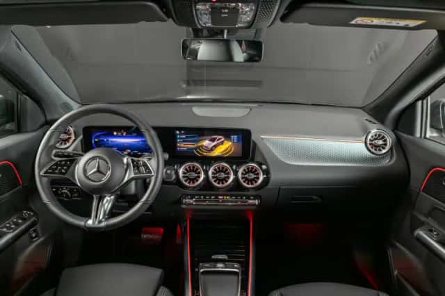 Mercedes-Benz EQA (2026) thumbnail 3