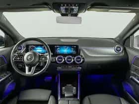 Mercedes-Benz EQA (2022) thumbnail 11