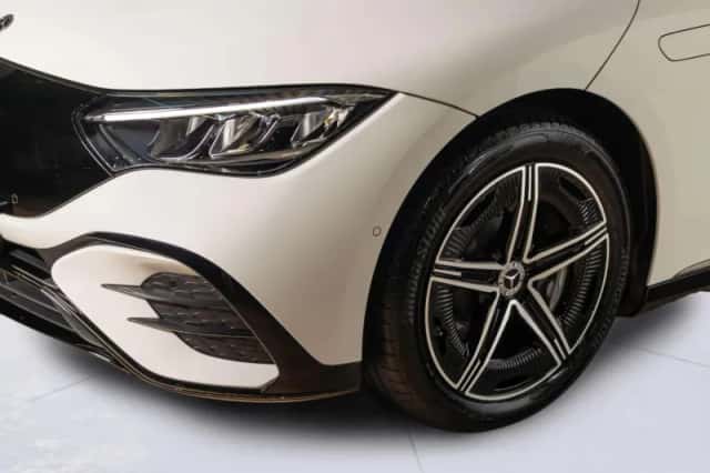 Mercedes-Benz EQE (2025) thumbnail 5