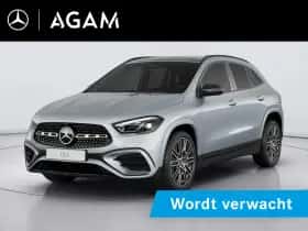 Mercedes-Benz GLA (2026)