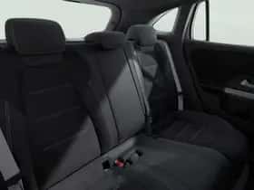 Mercedes-Benz GLA (2026) thumbnail 6