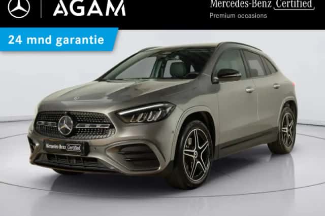 Mercedes-Benz GLA (2025) thumbnail 1