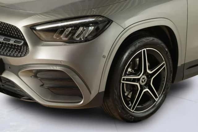 Mercedes-Benz GLA (2025) thumbnail 6